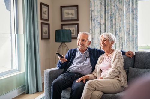 Planning for Aging in Place vs. Moving to a Senior Community